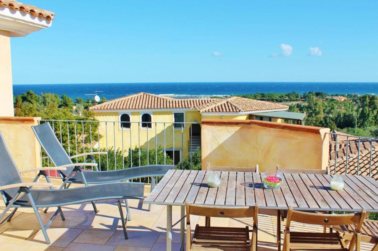 Villa Oleandri Rossi Tanaunella Exterior foto