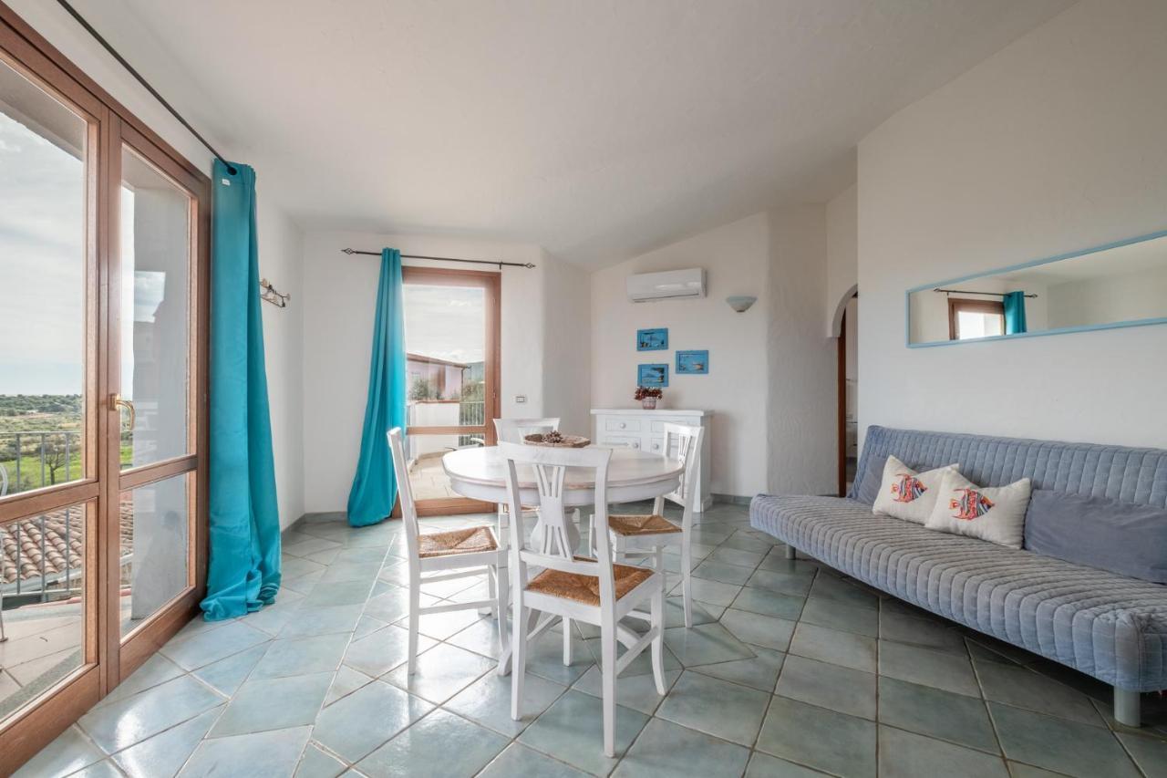 Villa Oleandri Rossi Tanaunella Exterior foto